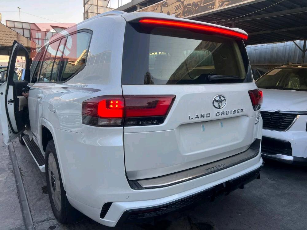 تويوتا لاندكروزر